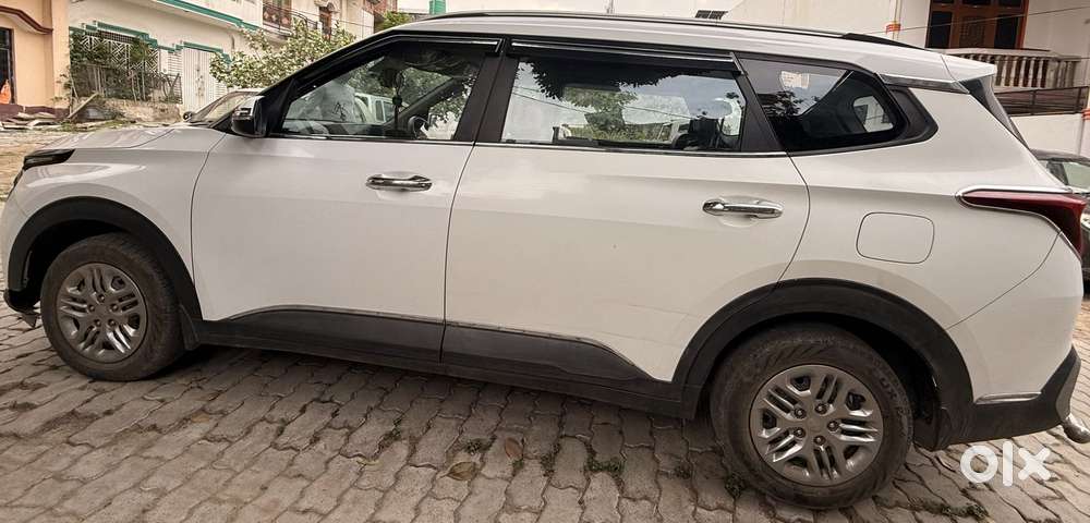 Kia Carens 1.4 Prestige 7 Str, 2024, Petrol