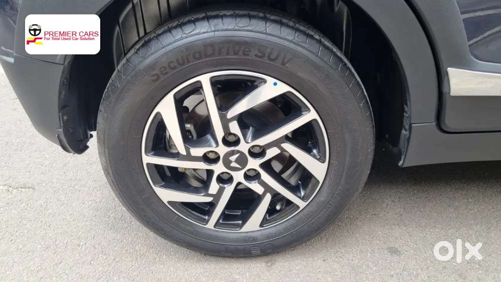 Mahindra Xuv 3xo Ax5l 1.2 Petrol At, 2025, Petrol