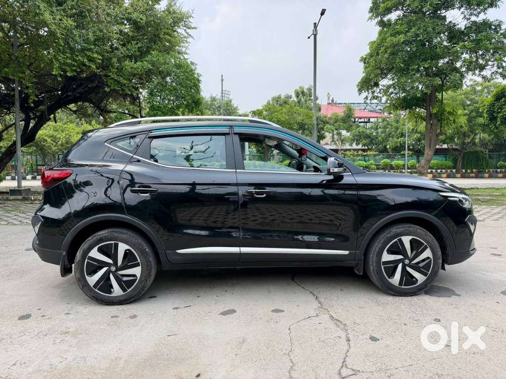 Mg Zs Ev Exclusive Pro Iconic Ivory, 2026, Electric