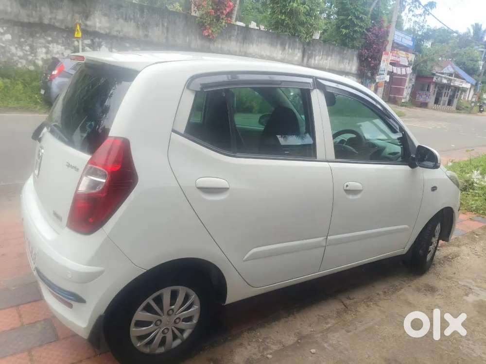Hyundai I10 Sportz Petrol 2013