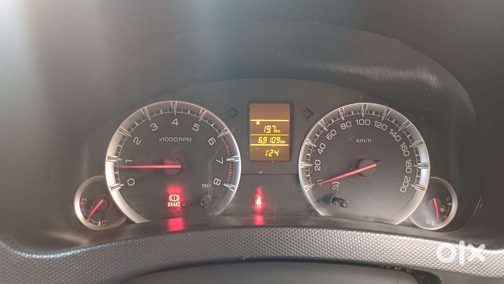 Maruti Suzuki Swift Vxi, 2014, Petrol