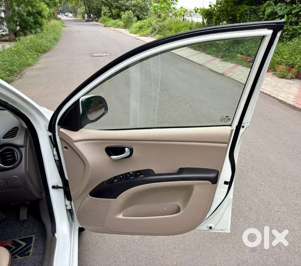 Hyundai I10 2011 Cng & Hybrids 85000 Km Driven