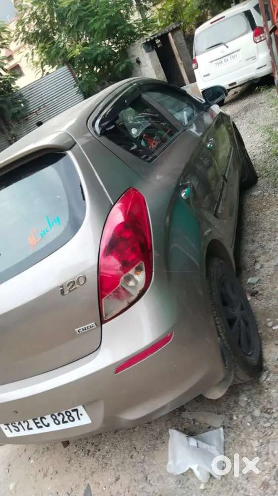 Urgent Sale Don't Car Spiny Persons And Cars24 Persons