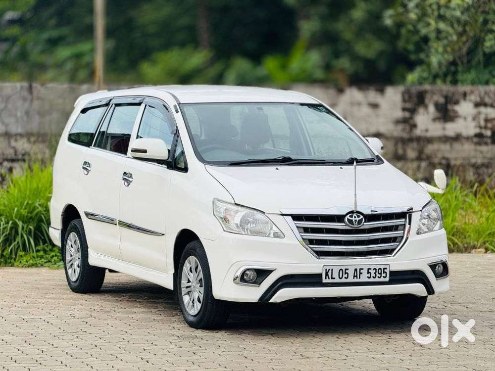 Toyota Innova 2009-2011 2.5 Gx 8 Str, 2012, Diesel