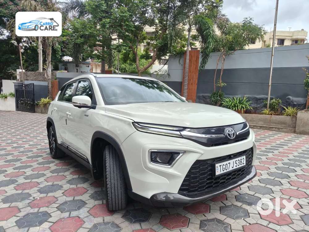 Toyota Urban Cruiser Hyryder 1.5 V Hybrid, 2024, Petrol