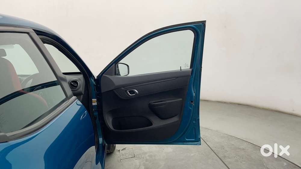 Renault Kwid 2019-ongoing 1.0 Rxt (o), 2019, Petrol