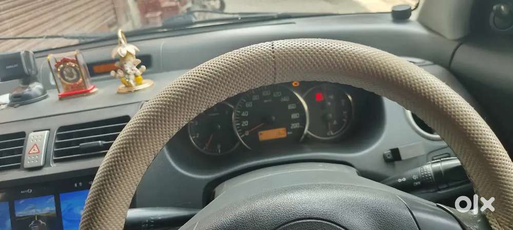 Maruti Suzuki Swift Dzire 2011