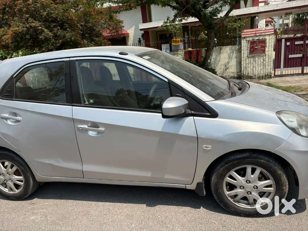 Honda Brio 2013 1st Owner Petrol 46000 Km Driven