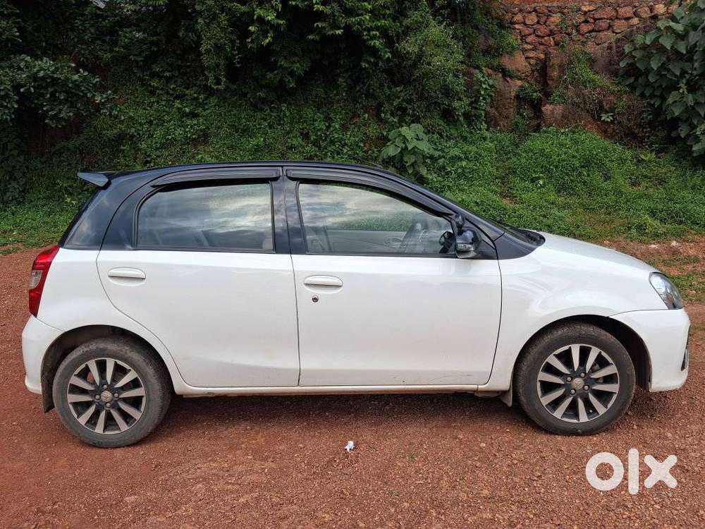 Toyota Etios Liva 1.2 V, 2018, Petrol