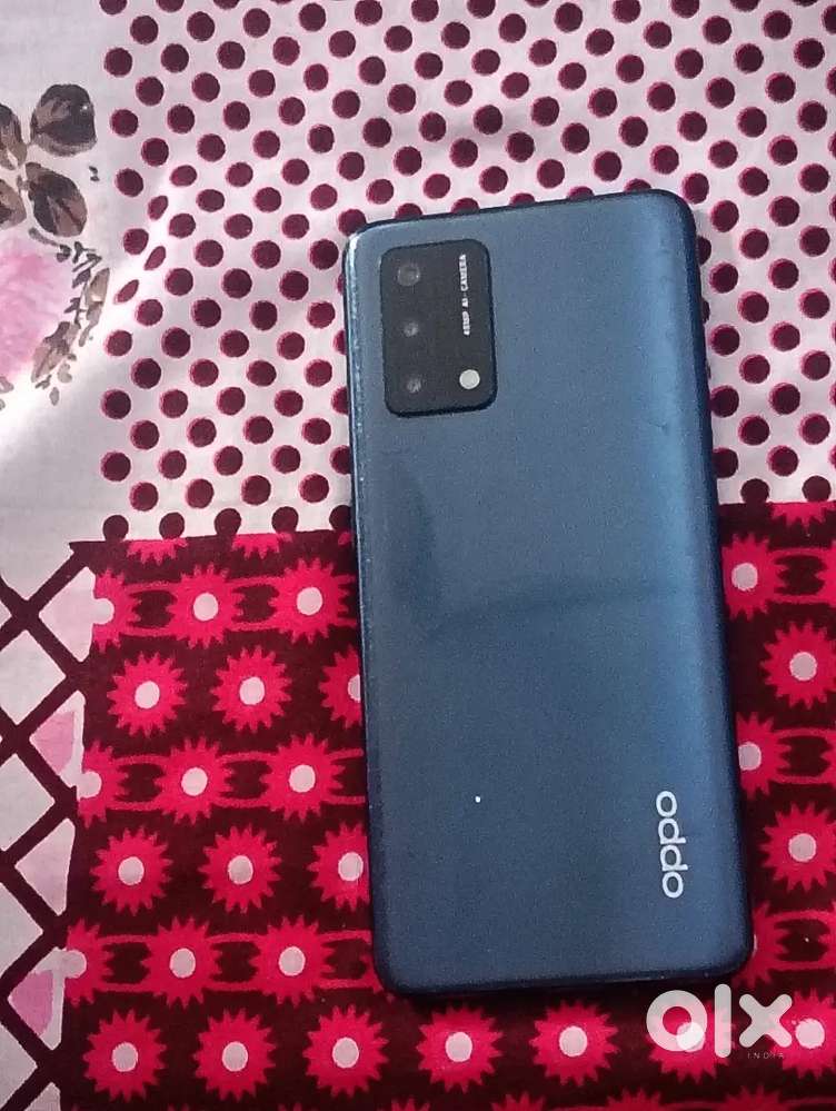 Oppo f19 smartphone