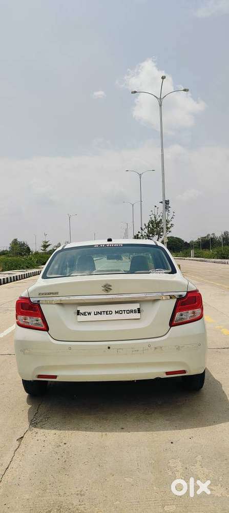 Maruti Suzuki Dzire 1.2 Vxi, 2021, Petrol