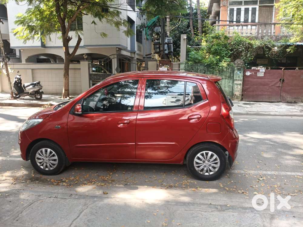 Hyundai I10 Sportz At, 2013, Petrol