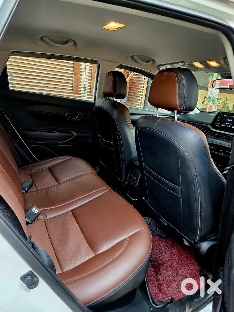 I20 Sportz - 2023 Petrol 12000kms Showroom Condition