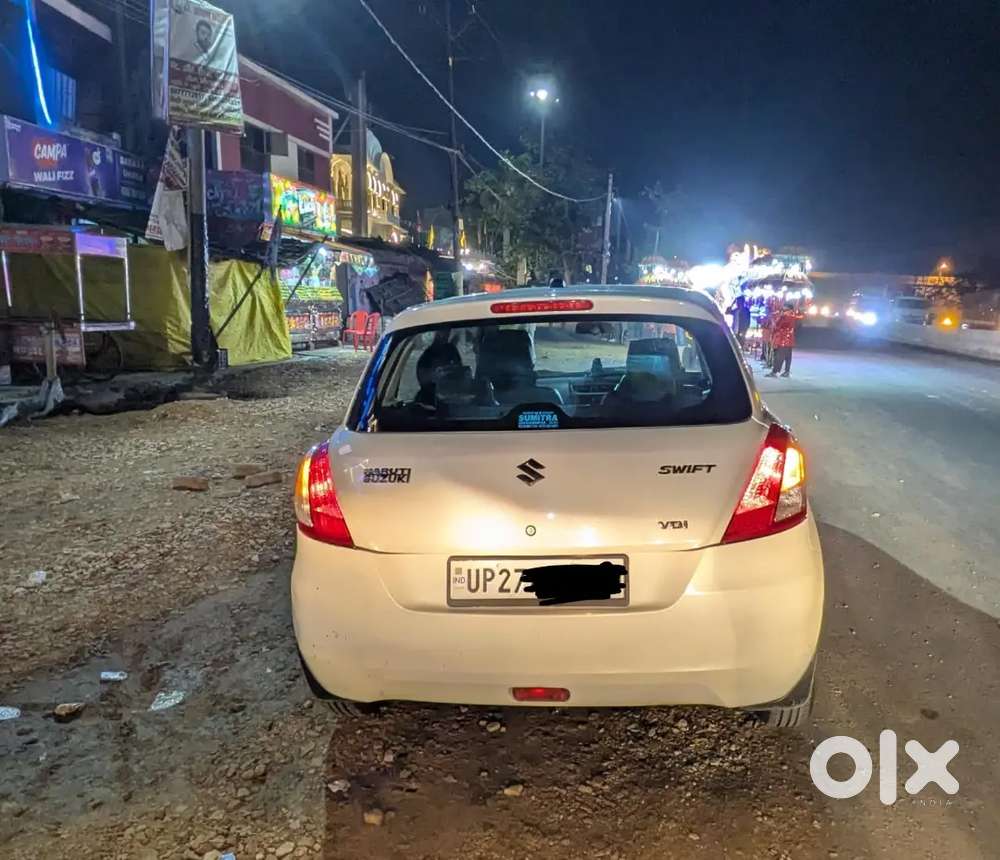 Maruti Suzuki Swift 2017 Diesel 105000 Km Driven