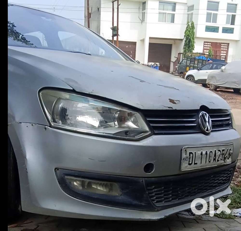 Volkswagen Polo 2012 Car