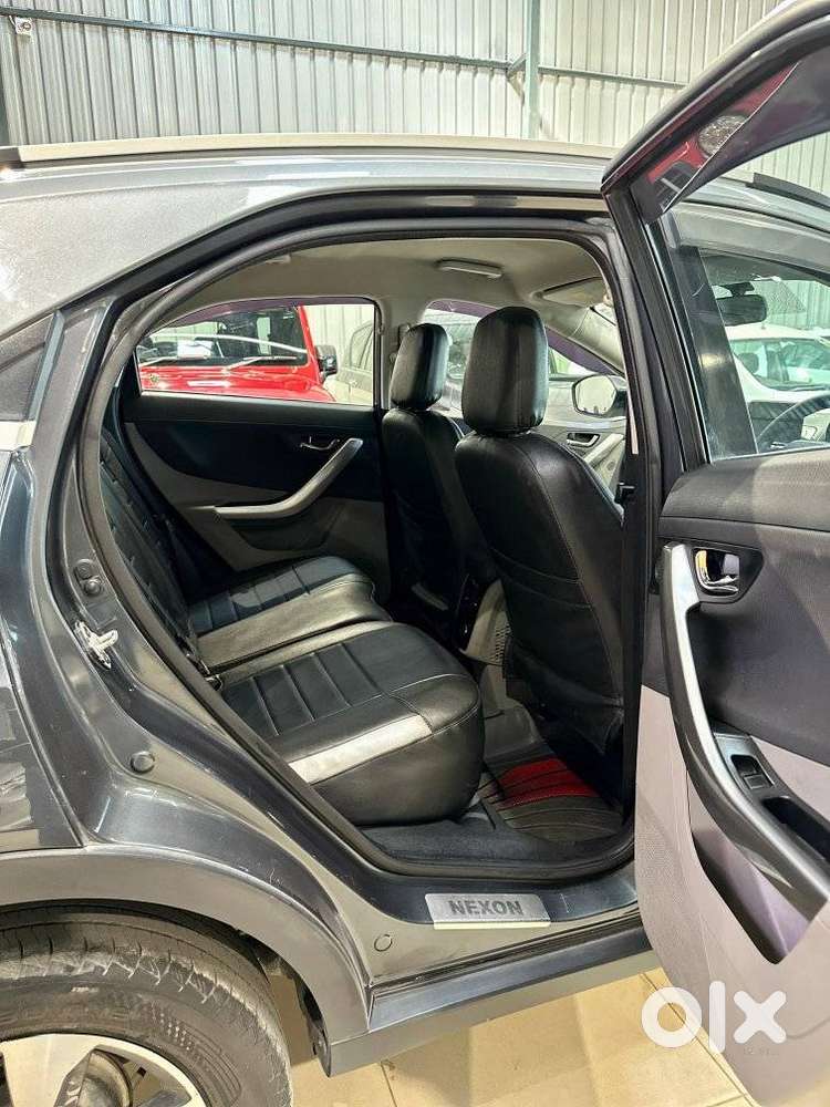 Tata Nexon 1.2 Revotron Xza Plus, 2019, Petrol