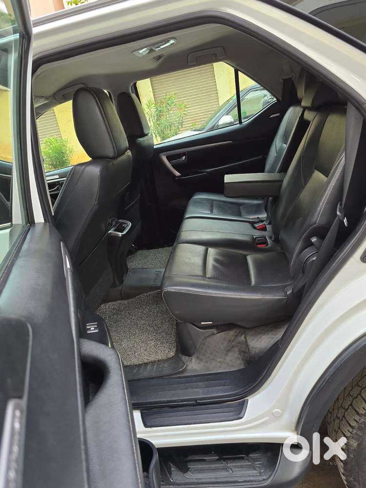 Toyota Fortuner 3.0 4x2 Mt, 2023, Diesel