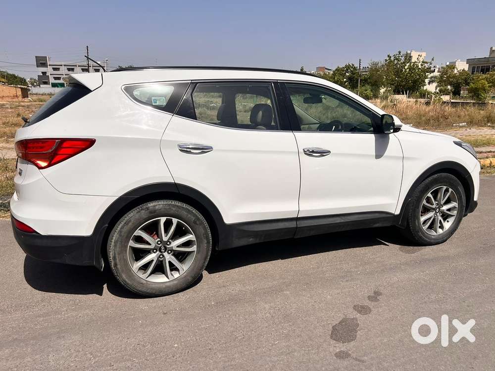 Hyundai New Santa Fe 2017 Diesel Well Maintained