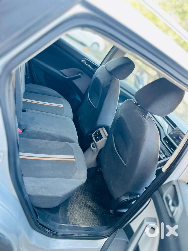 Skoda Kushaq 1.0 Tsi Ambition, 2023, Petrol