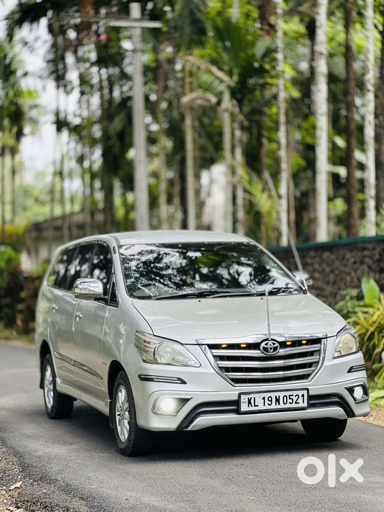 Toyota Innova 2.5 V 7 Str, 2012, Diesel
