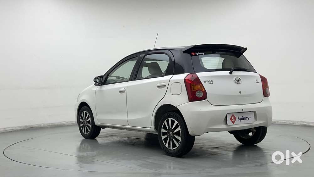 Toyota Etios Liva 2014-2016 V, 2016, Petrol