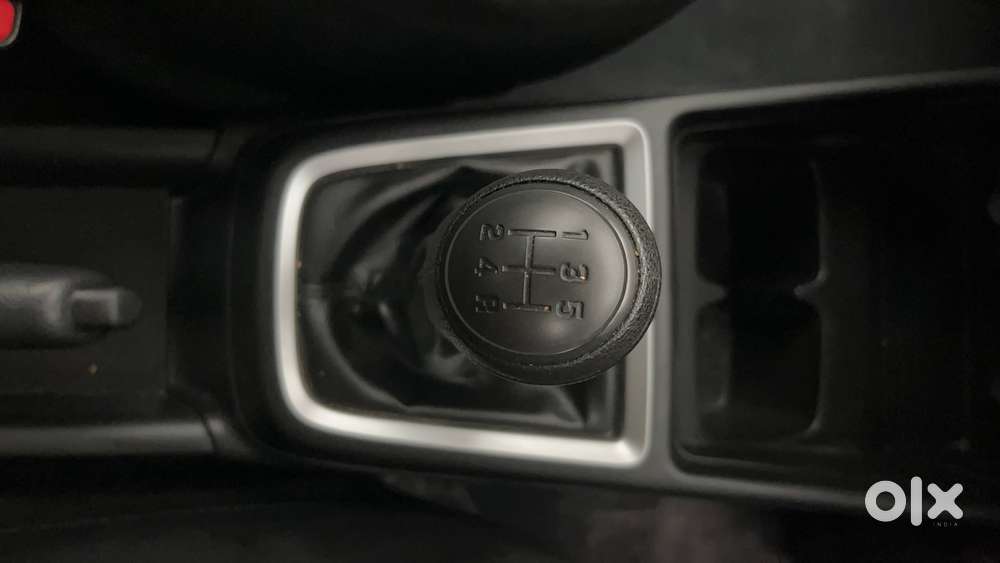 Maruti Suzuki Swift Vvt Lxi, 2023, Petrol