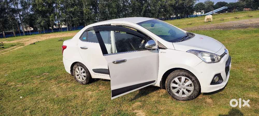 Hyundai Xcent 2016
