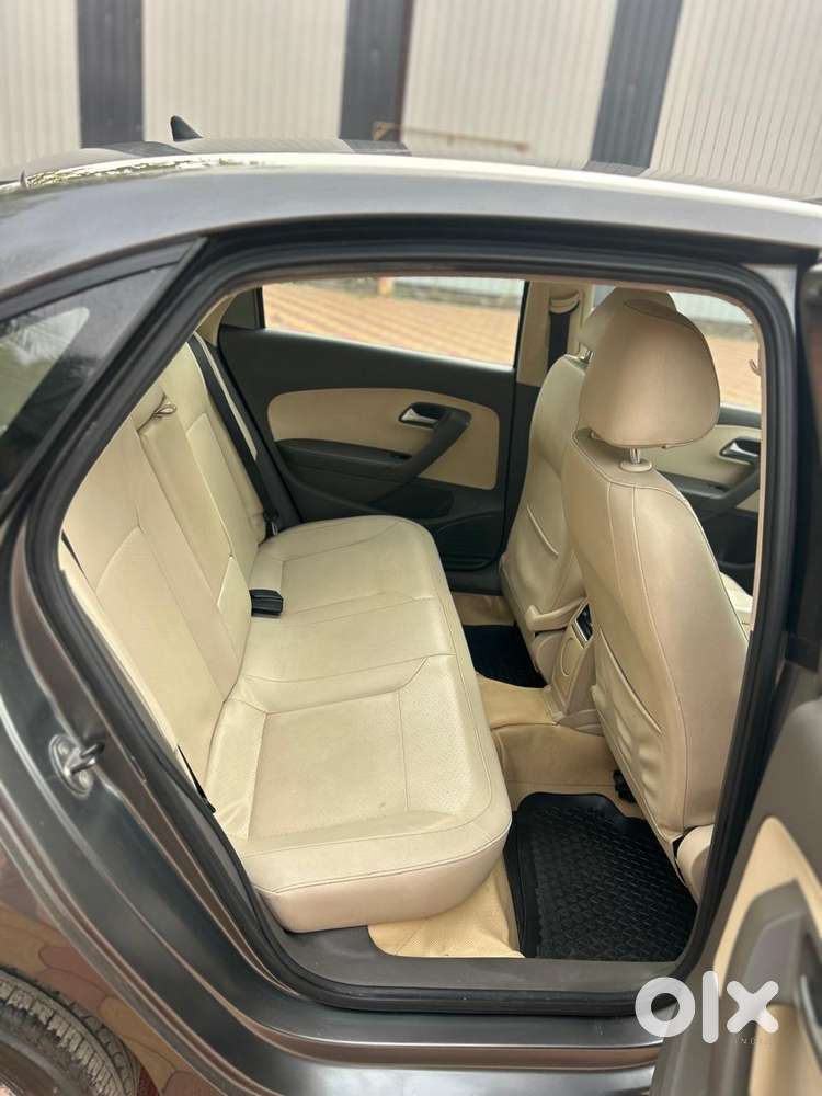 Volkswagen Vento Celeste 1.6 Highline, 2013, Diesel