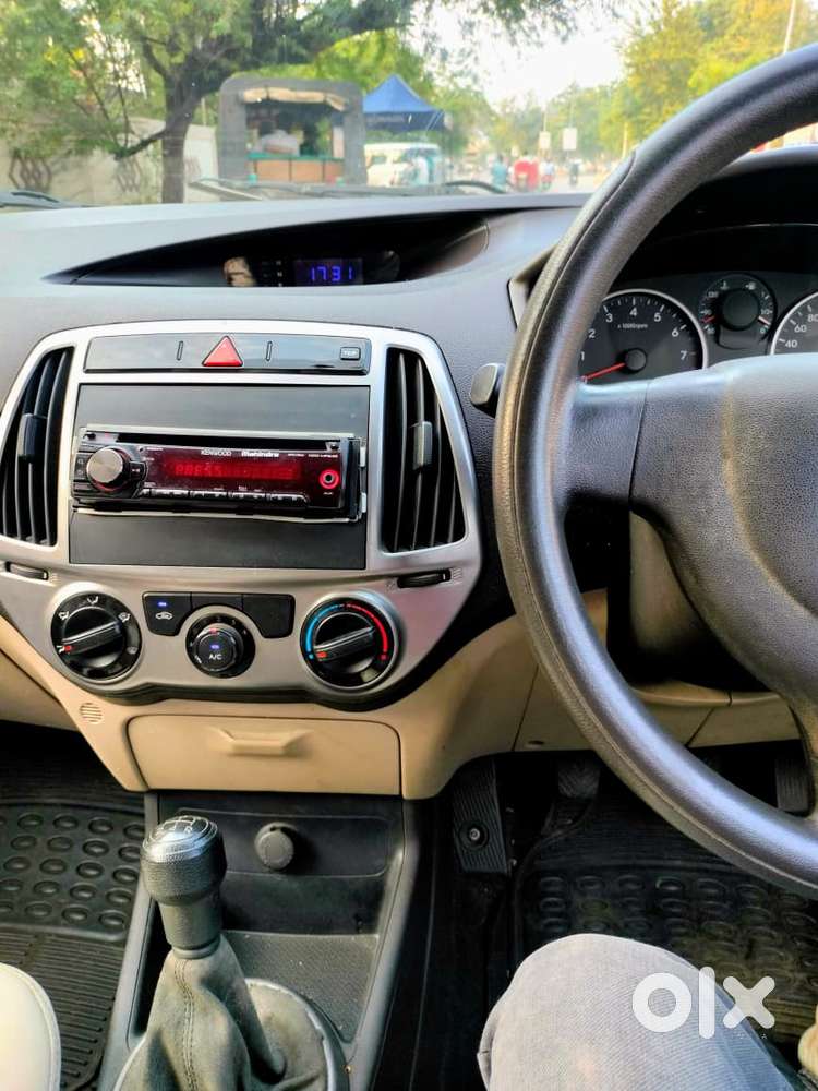 Hyundai I20 Era 1.2 Bs-iv, 2013, Petrol