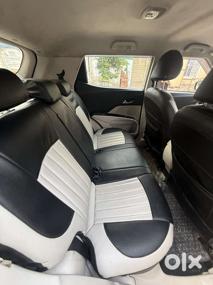 Mahindra Xuv300 W8 Diesel, 2021, Diesel