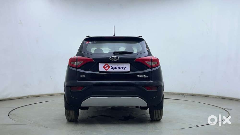 Mahindra Xuv300 W8 Option, 2022, Petrol