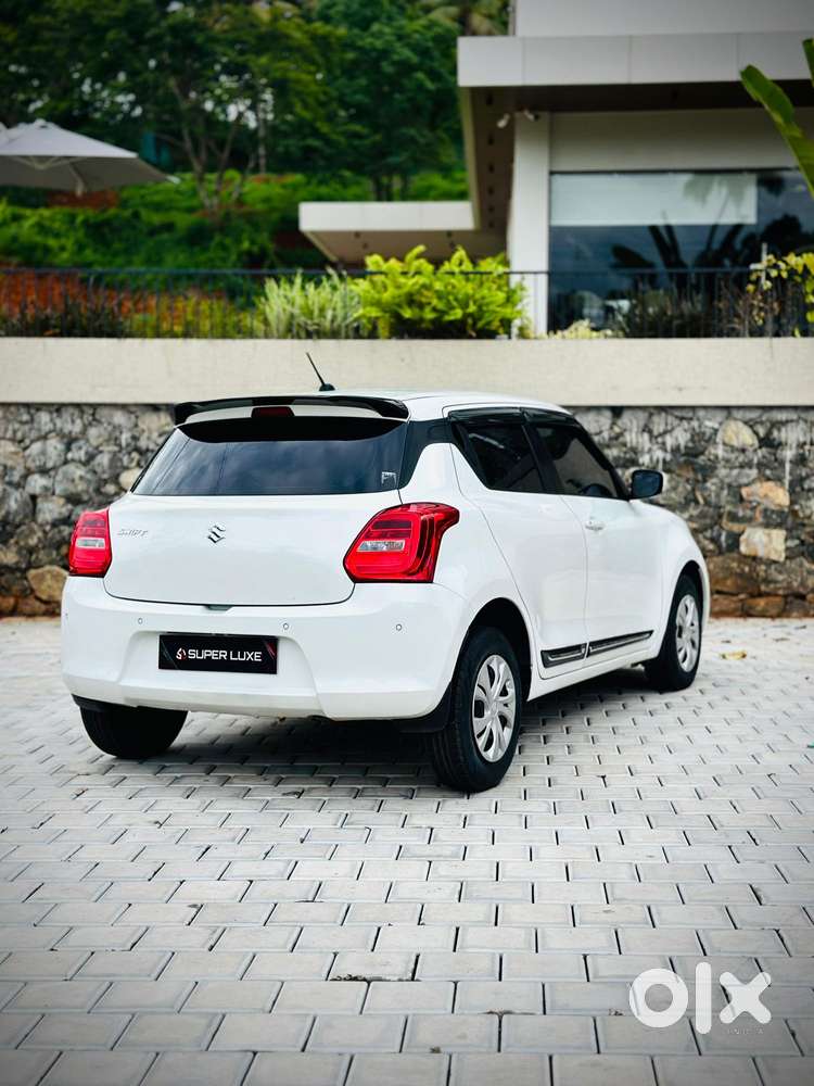Maruti Suzuki Swift Vvt Vxi, 2022, Petrol