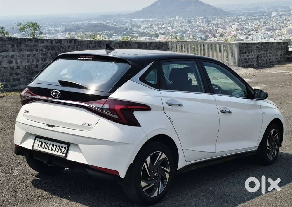 Hyundai New I20 1.2 Asta (o) Ivt, 2023, Petrol