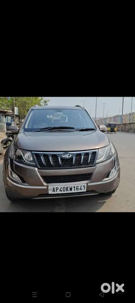 Sunroof 7 Seater Top Model