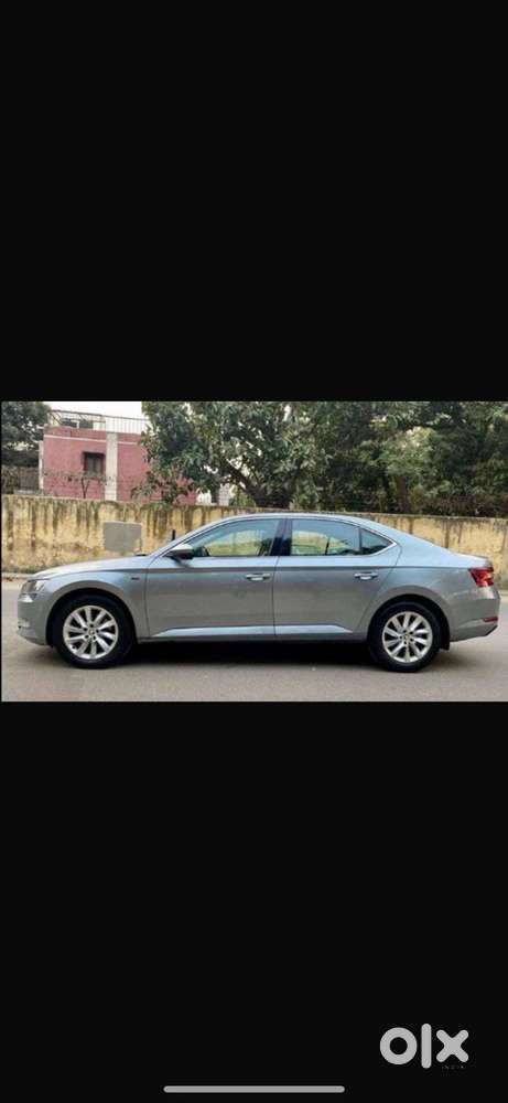 Skoda Superb Model 2017 Automatic Petrol
