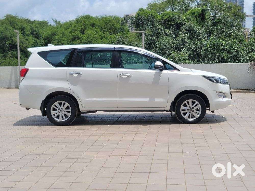 Toyota Innova Crysta 2.4 V 8 Str, 2018, Diesel