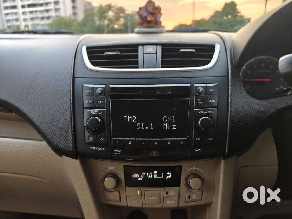 Maruti Suzuki Dzire 1.2 Zxi, 2015, Petrol