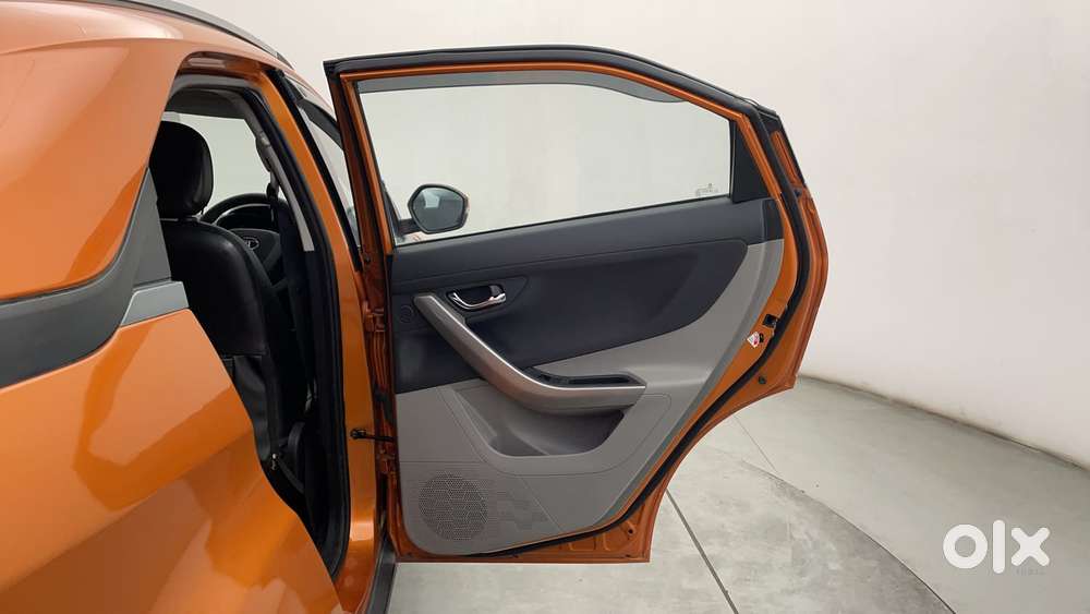 Tata Nexon 1.2 Revotron Xza Plus (l), 2019, Petrol