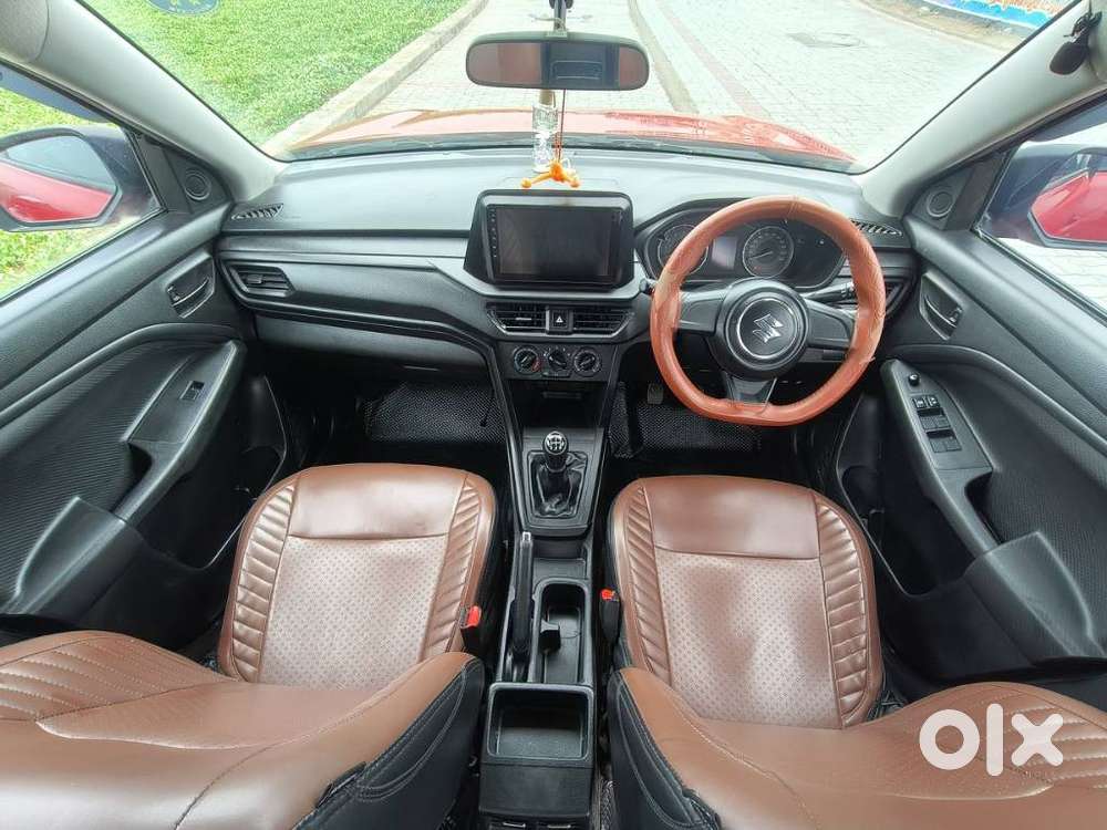 Maruti Suzuki Brezza 1.5 Lxi Smart Hybrid, 2024, Petrol