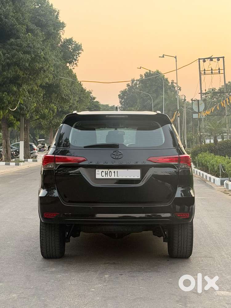 Toyota Fortuner 4x2 At 2.8 Diesel, 2019, Diesel