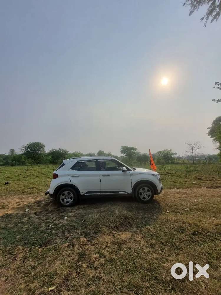 Hyundai Venue 2019 Petrol Well Maintained Petrol