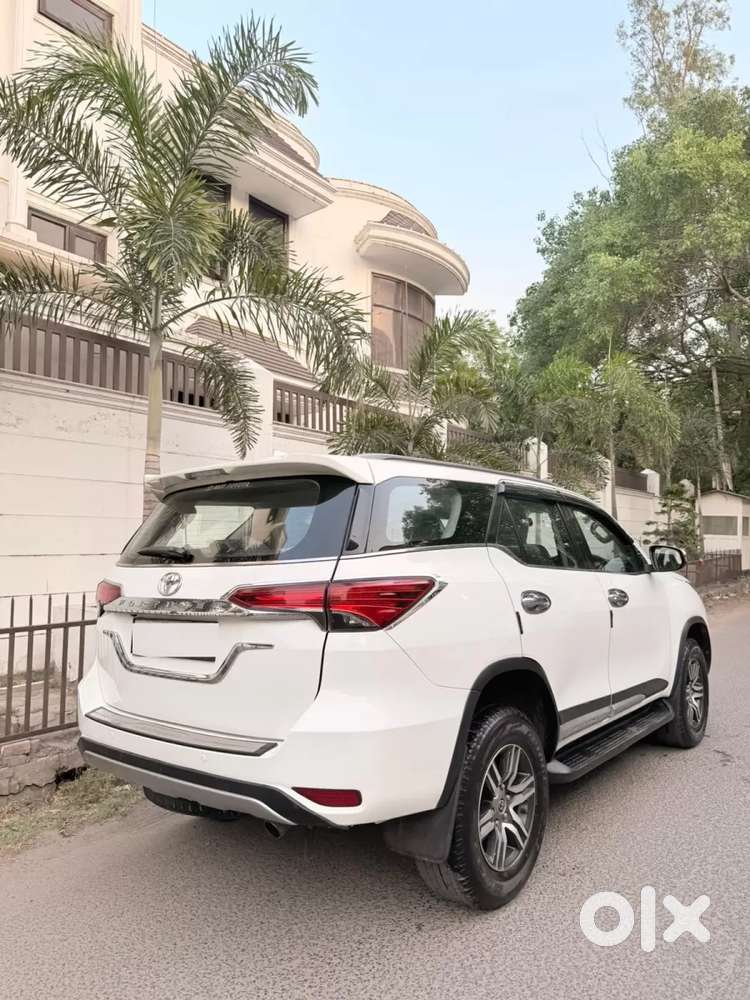 Toyota Fortuner 4x2 At, 2018, Diesel
