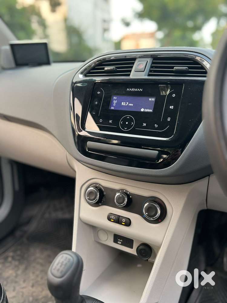 Tata Tiago 1.2 Revotron Xm, 2025, Petrol