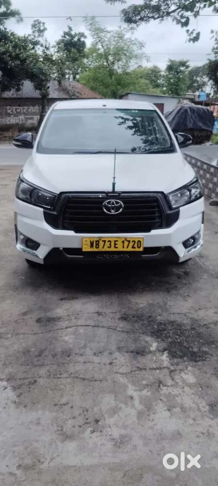 Toyota Innova Crysta 2017