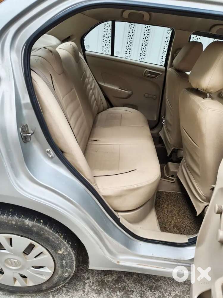 Maruti Suzuki Swift Dzire 2012 Petrol Well Maintained