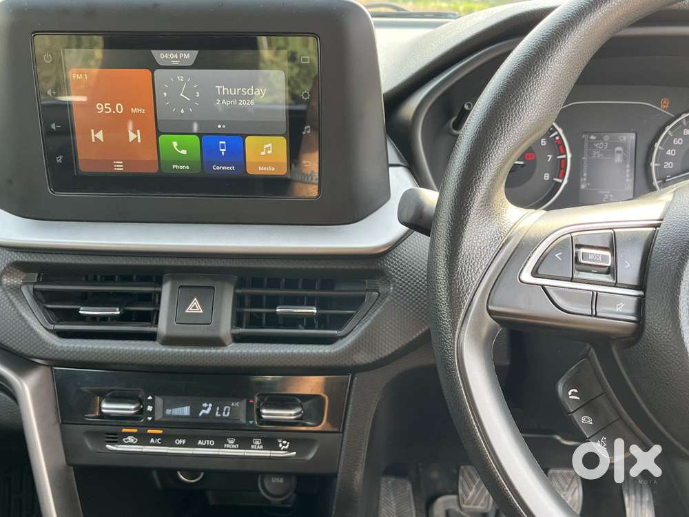 Maruti Suzuki Brezza 1.5 Vxi Smart Hybrid, 2023, Petrol