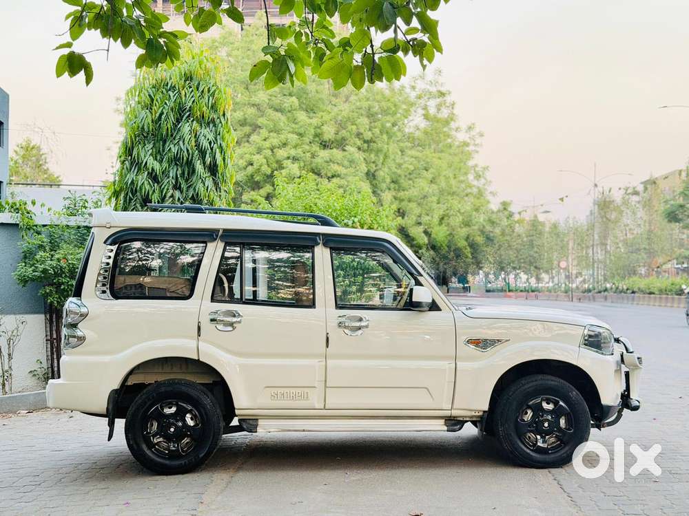 Mahindra Scorpio S2, 2016, Diesel