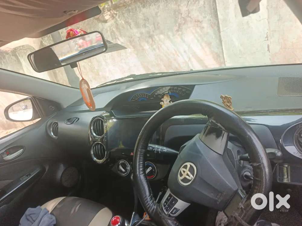 Toyota Etios Cross 2014 Diesel 200000 Km Driven