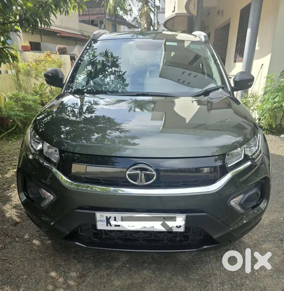 Tata Nexon Xma Petrol Amt (s) 2022