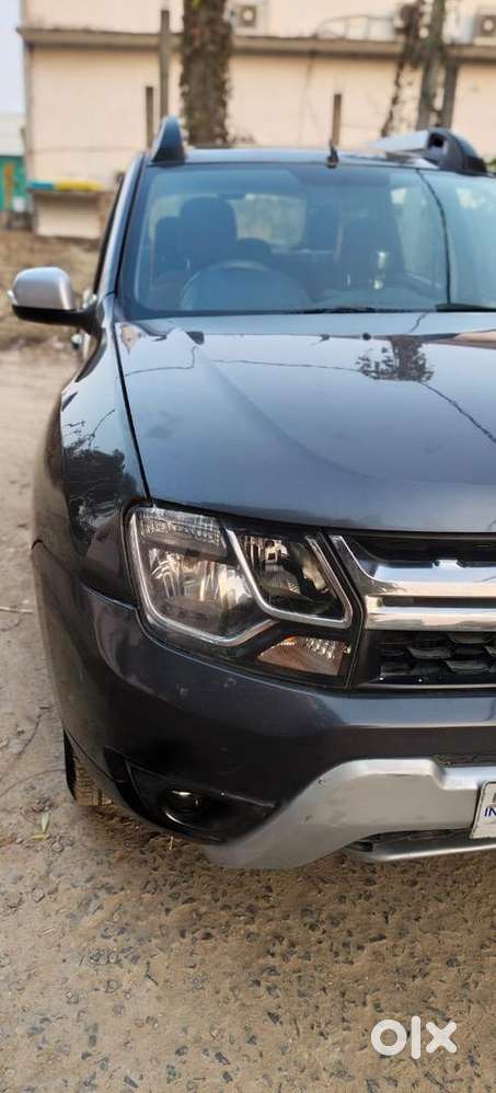 Renault Duster 2017 Diesel 75000 Km Driven
